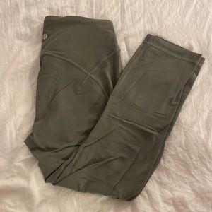 Lululemon cropped leggings